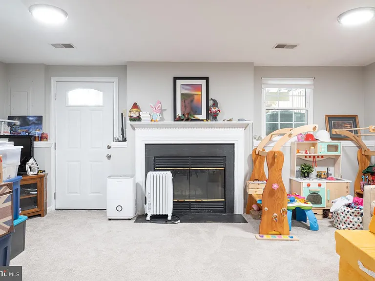 6005 Bingley Rd — Photo 10