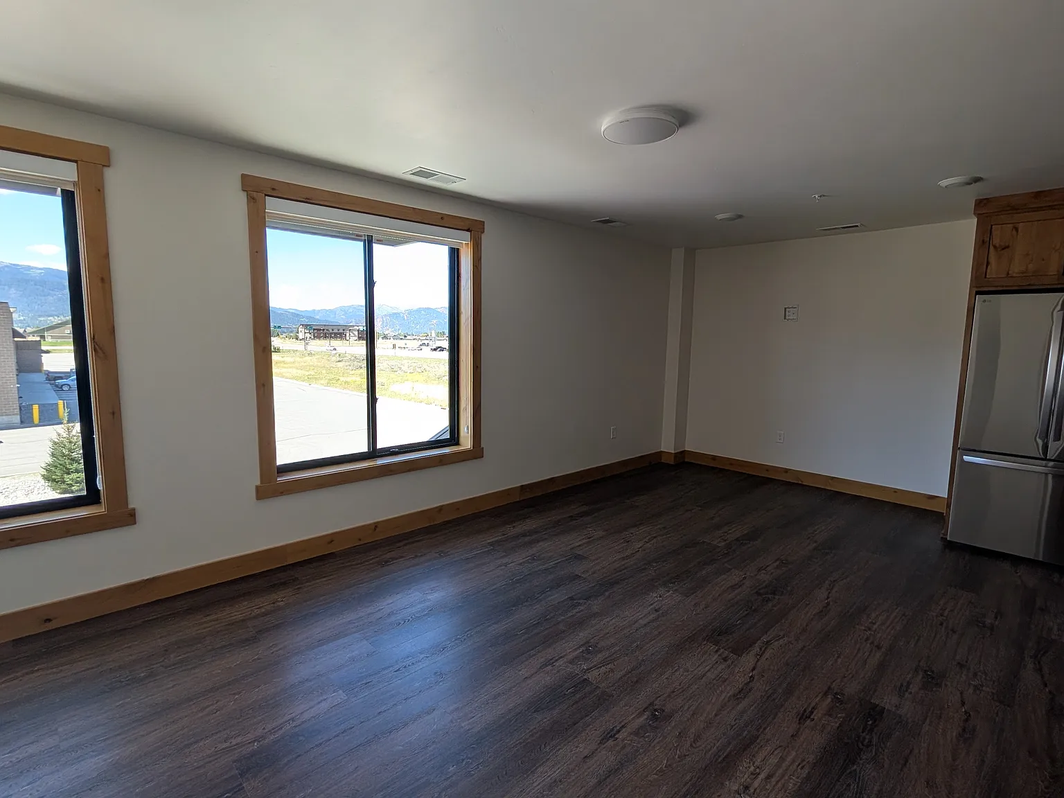 Studio, 500 sqft, $1,500 — Photo 2