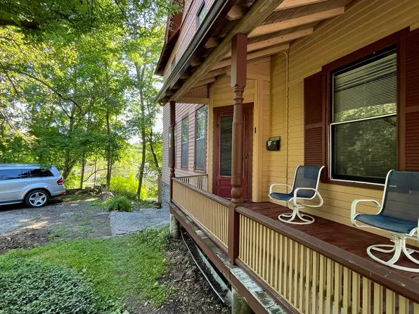 615 E State St #1, Ithaca, NY 14850