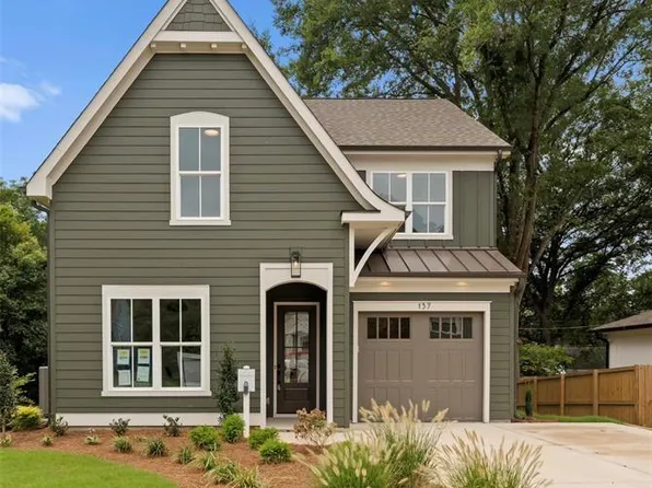 137 N Smallwood Pl, Charlotte, NC 28216