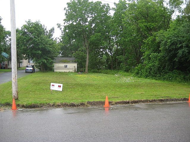 2nd image of 12 Walnut Ave