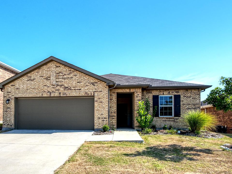 1st image of 817 Cedar Elm Dr