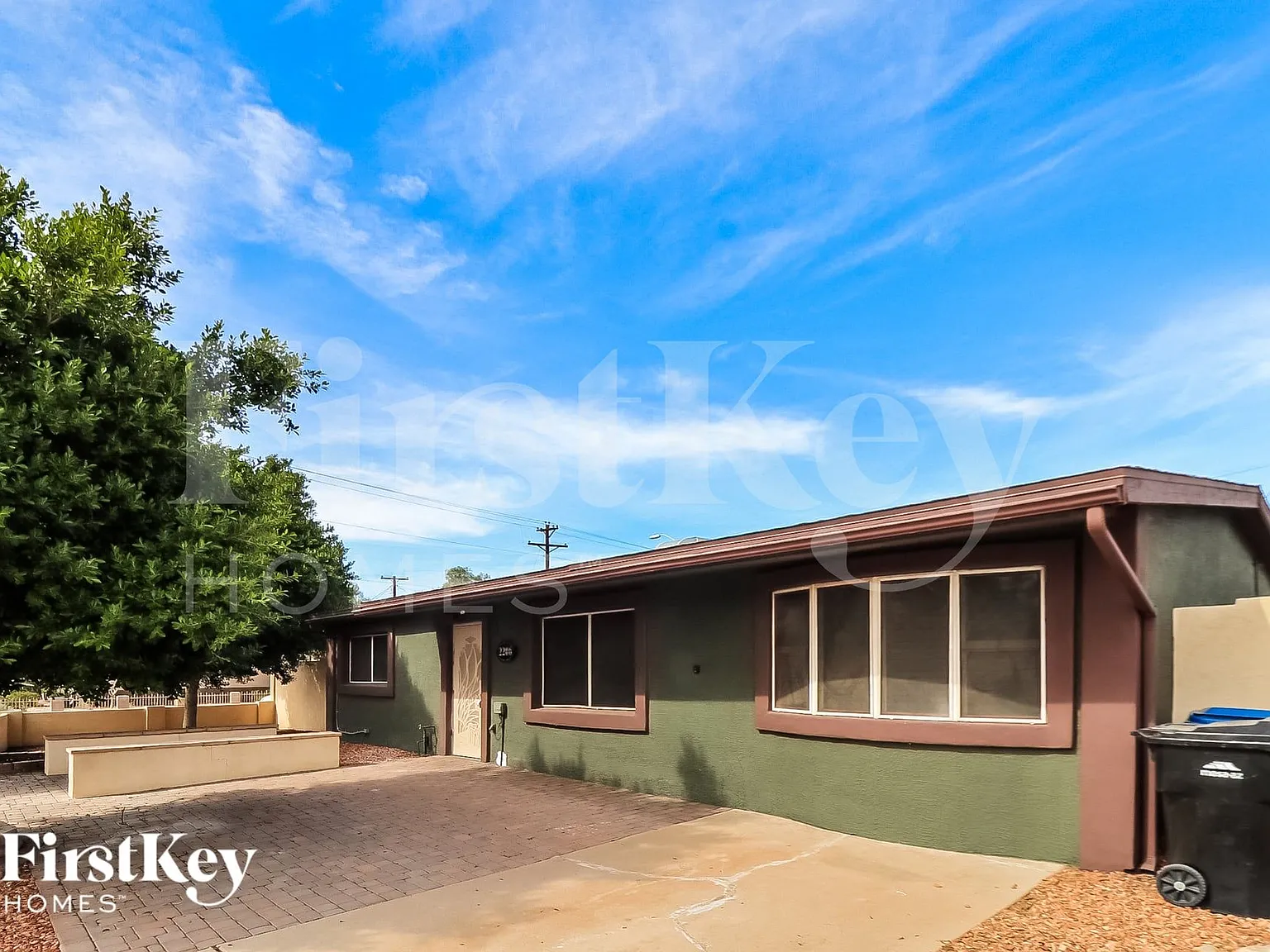 3 bed, 2.0 bath, 1271 sqft, $2,250 — Photo 1