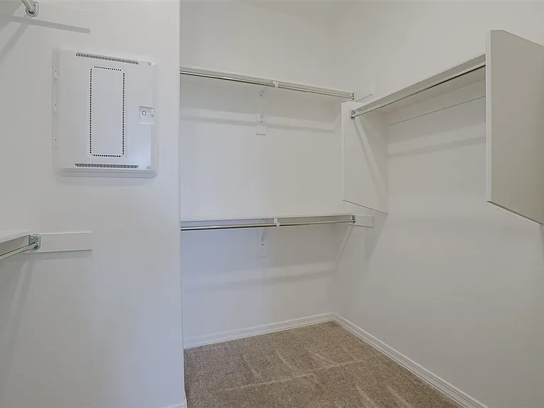 1275 Leo Ln — Photo 16