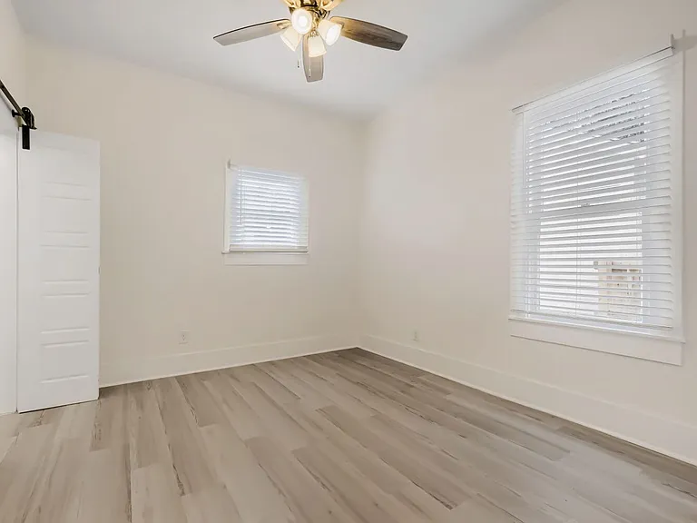 904 N Mesquite St — Photo 9