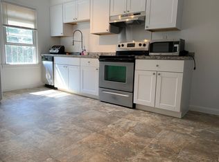 9 School St APT 5, Westerly, RI 02891