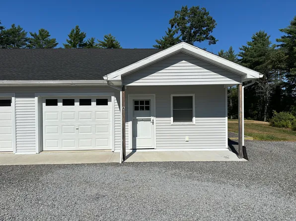 19 Wileys Way #A, South China, ME 04358