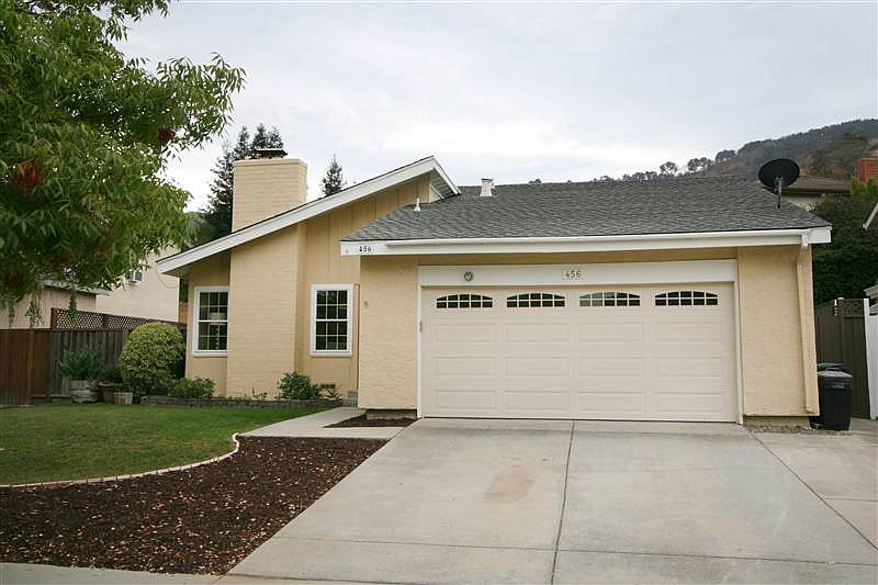 1st image of 456 Curie Dr