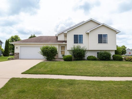 804 Johns Ln SE, Stewartville, MN 55976