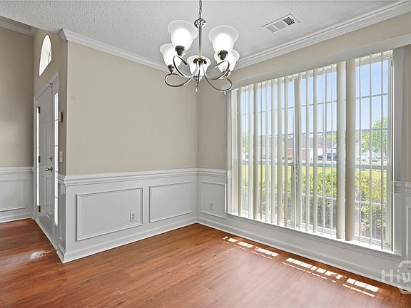 4th image of 113 Katama Way