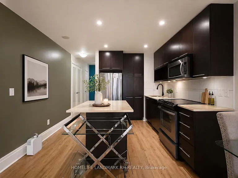 100 Harrison Garden Blvd #623 — Photo 6
