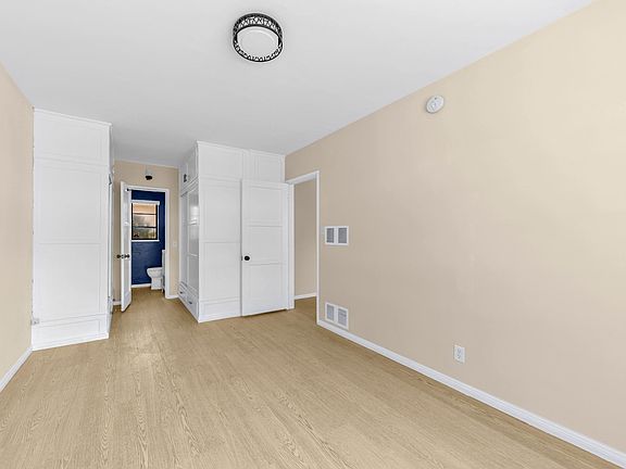 4th image of 11530 National Blvd #1/2
