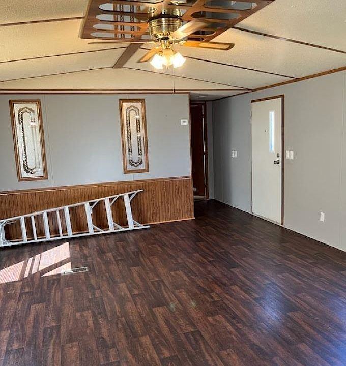 2nd image of 2103 W Main St