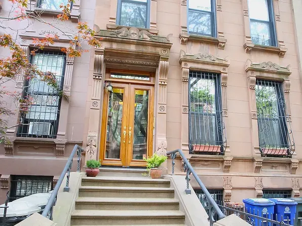 128 Berkeley Pl, Brooklyn, NY 11217