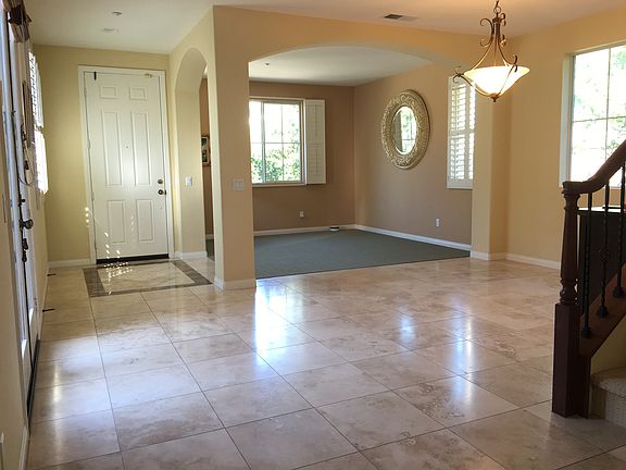 4th image of 16106 Falcon Crest Dr