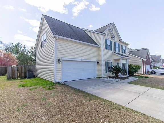 2nd image of 113 Carolinian Dr