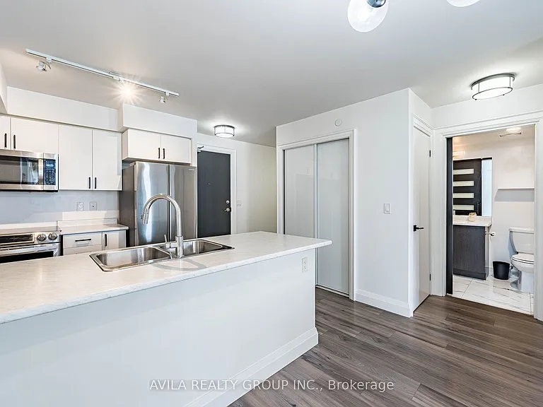 8 Trent Ave #704 — Photo 11