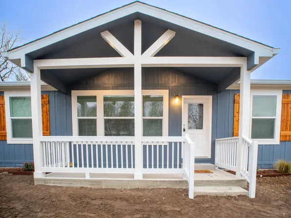 1206 Karen Ln, Groesbeck, TX 76642