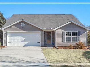 4128 Stone Pass Dr, Graniteville, SC 29829