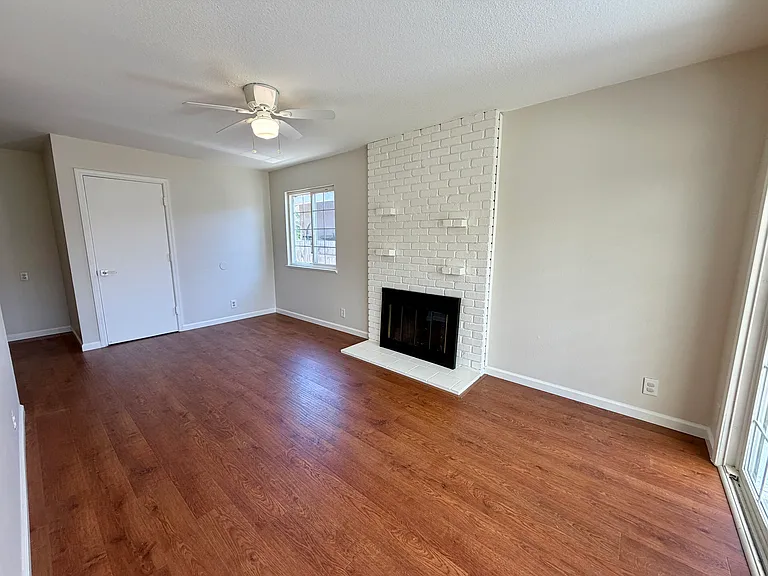 4815 Seneca Park Ave — Photo 5