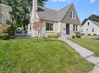 3809 S 5th St, Milwaukee, WI 53207