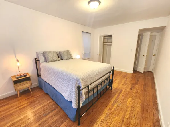 2191 Bolton Street image 9 of 12