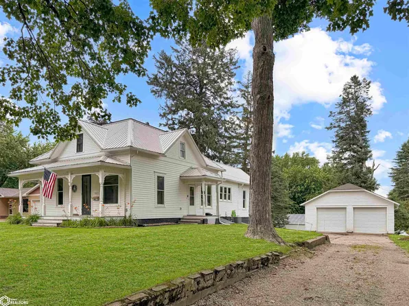 206 Vista St, Traer, IA 50675
