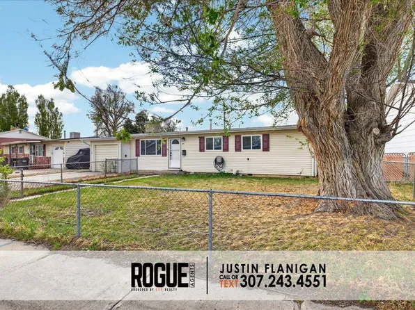 45 Gardenia St, Casper, WY 82604