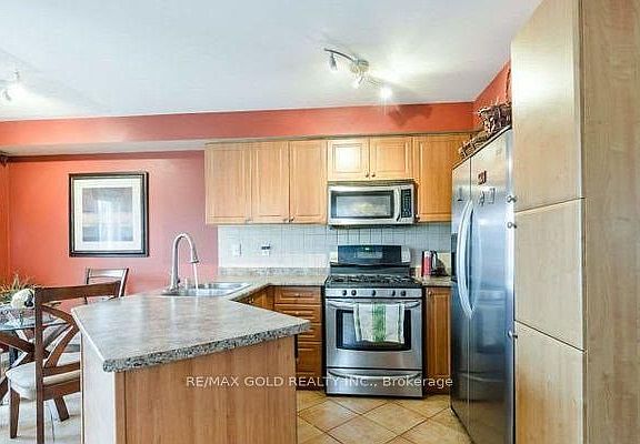 2nd image of 316 Albright Rd