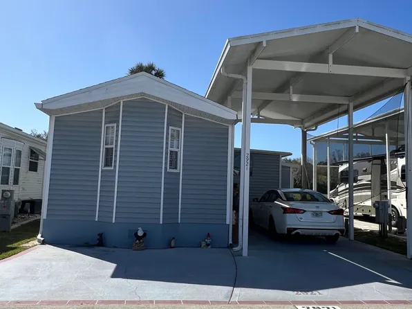 2921 Frontier Dr, Titusville, FL 32796