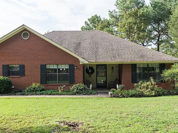 3rd image of 723 Pine Hollow Dr