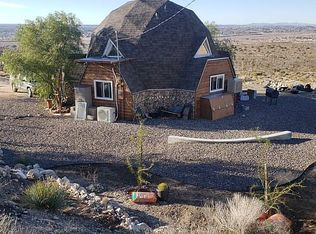 20882 Riverview Rd, Apple Valley, CA 92308