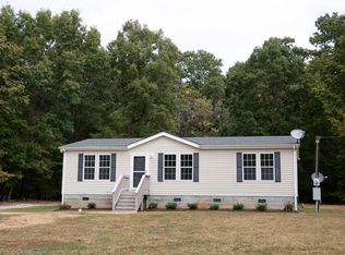 713 Railroad Ln, Pamplin, VA 23958