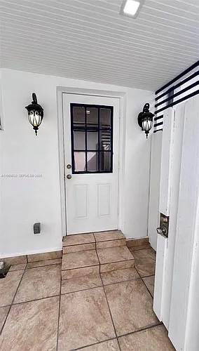 14652 SW 114th Ter #A Photo 1