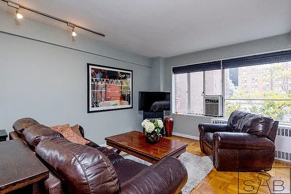 Sold by SBROWNRE LLC | media 2