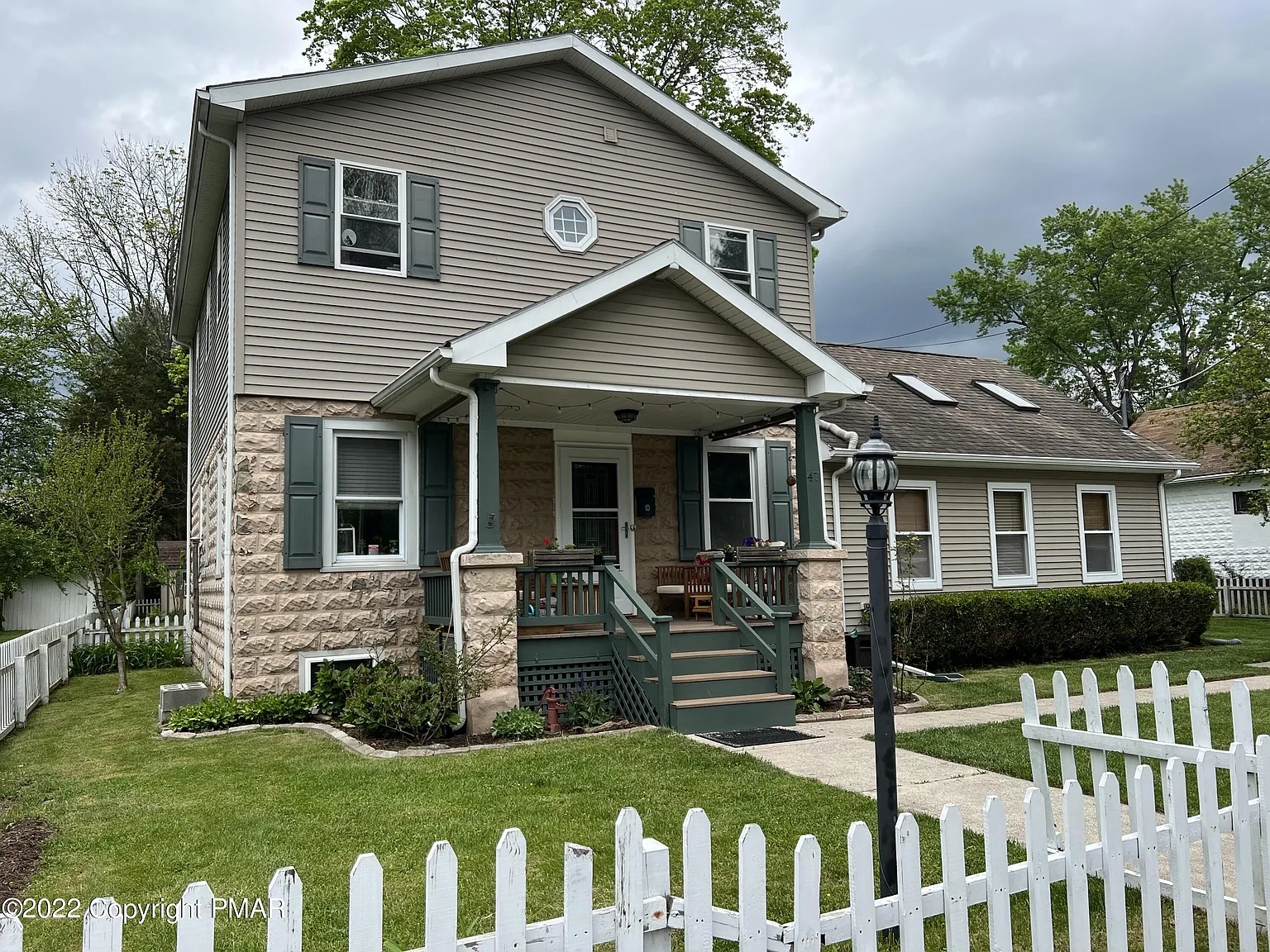 47 Gold St photo 1