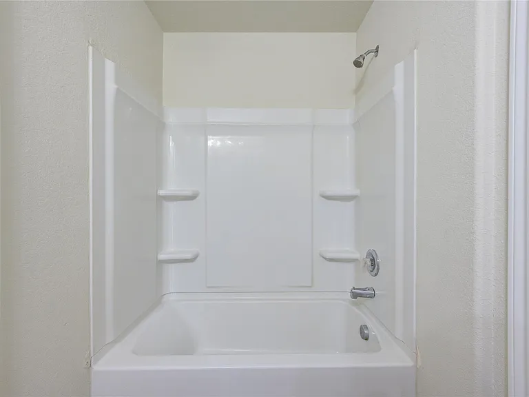 1315 Pease River Ln — Photo 18