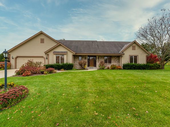 New Berlin Real Estate - New Berlin WI Homes For Sale | Zillow