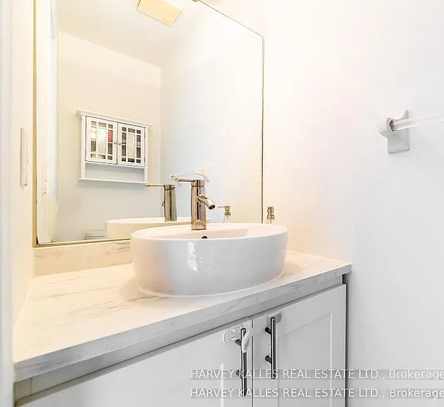 139 Kingsdale Ave — Photo 17