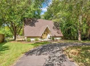 5052 Hutchins St, Winston Salem, NC 27106