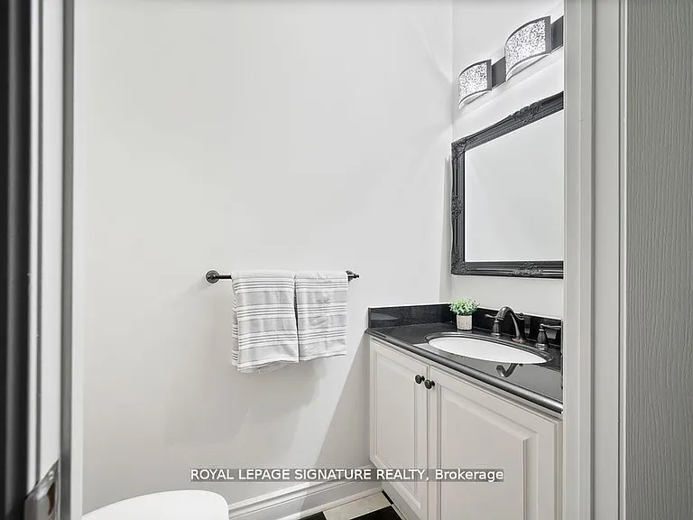 1 Rean Dr #Townhouse 9 — Photo 12