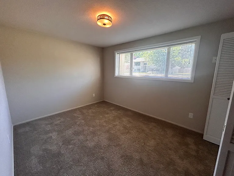 9186 W Dalton Pl — Photo 16