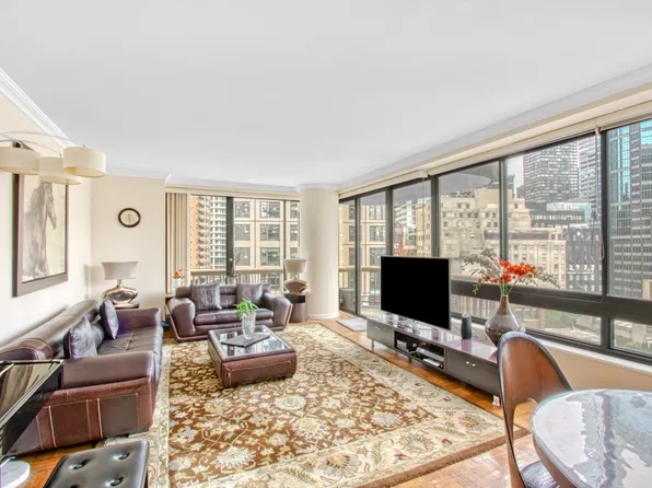 167 East 61st Street 11B image 3 of 25