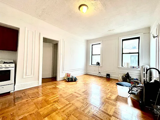 Rented by Pear NYC LLC | media 18