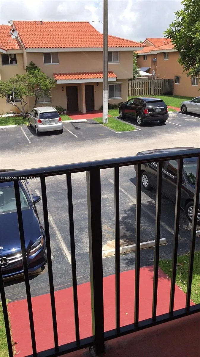 Building Photo - 8260 NW 5th Ter #341