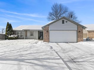 4 Westview Pl, Bargersville, IN 46106
