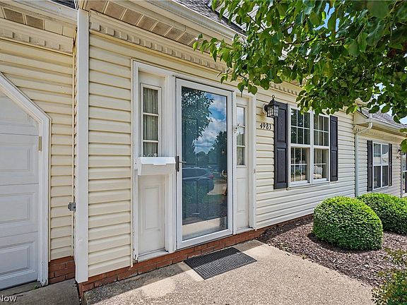 3rd image of 4983 Bar Harbor Ln
