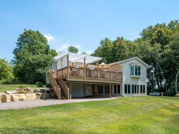 9006 Highway 95 NE, North Branch, MN 55056