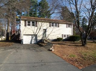29 Kim Rd, Salem, NH 03079
