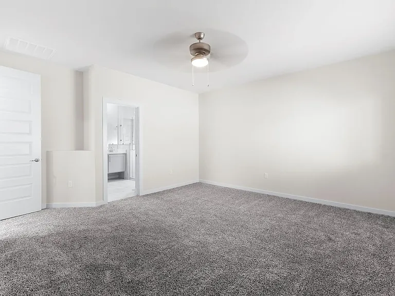 Master bedroom - Photo 1